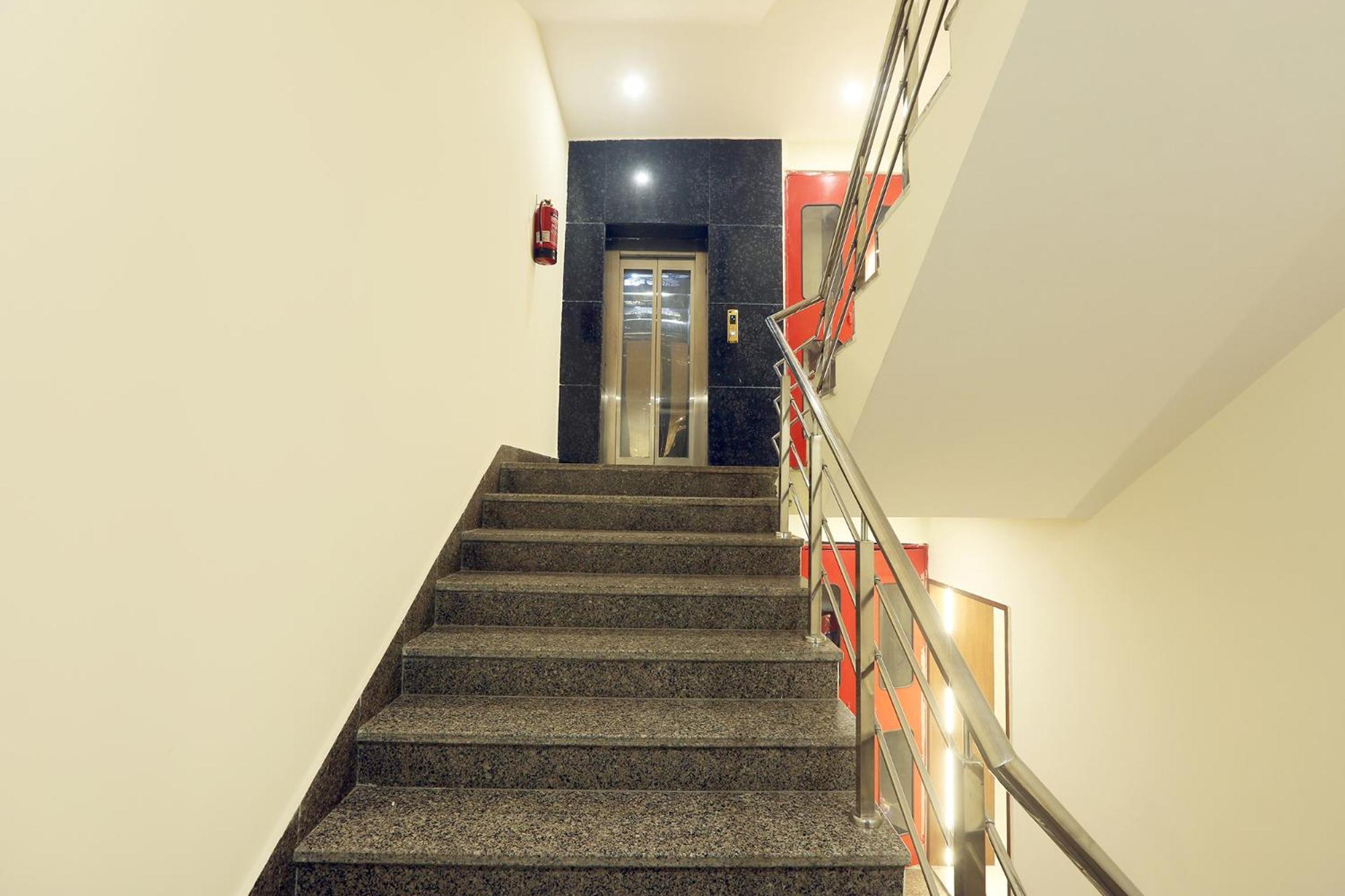 Hotel Green Lotus Luxe Gurgaon Zewnętrze zdjęcie